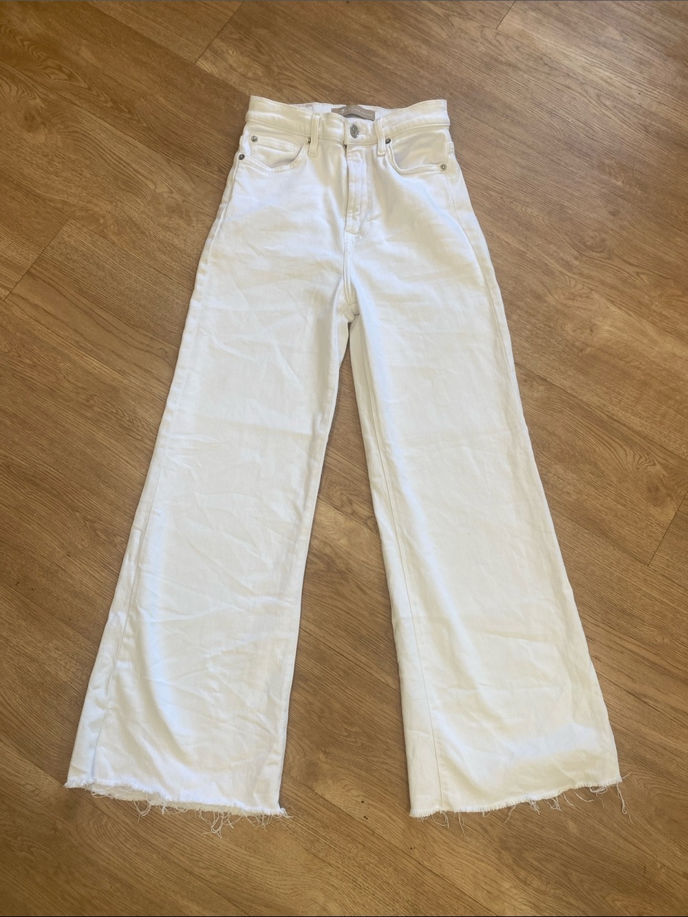 7 For All Mankind Luxe Vintage Ultra High Rise Cropped Jo Jeans White 25
